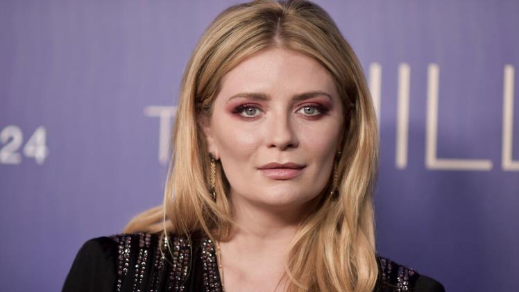 Mischa Barton Biography, Wiki, Height, Age, Net Worth