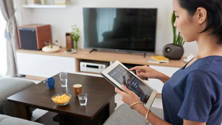 Reasons to Include Smart Tech Devices in Your Home Improvement Project